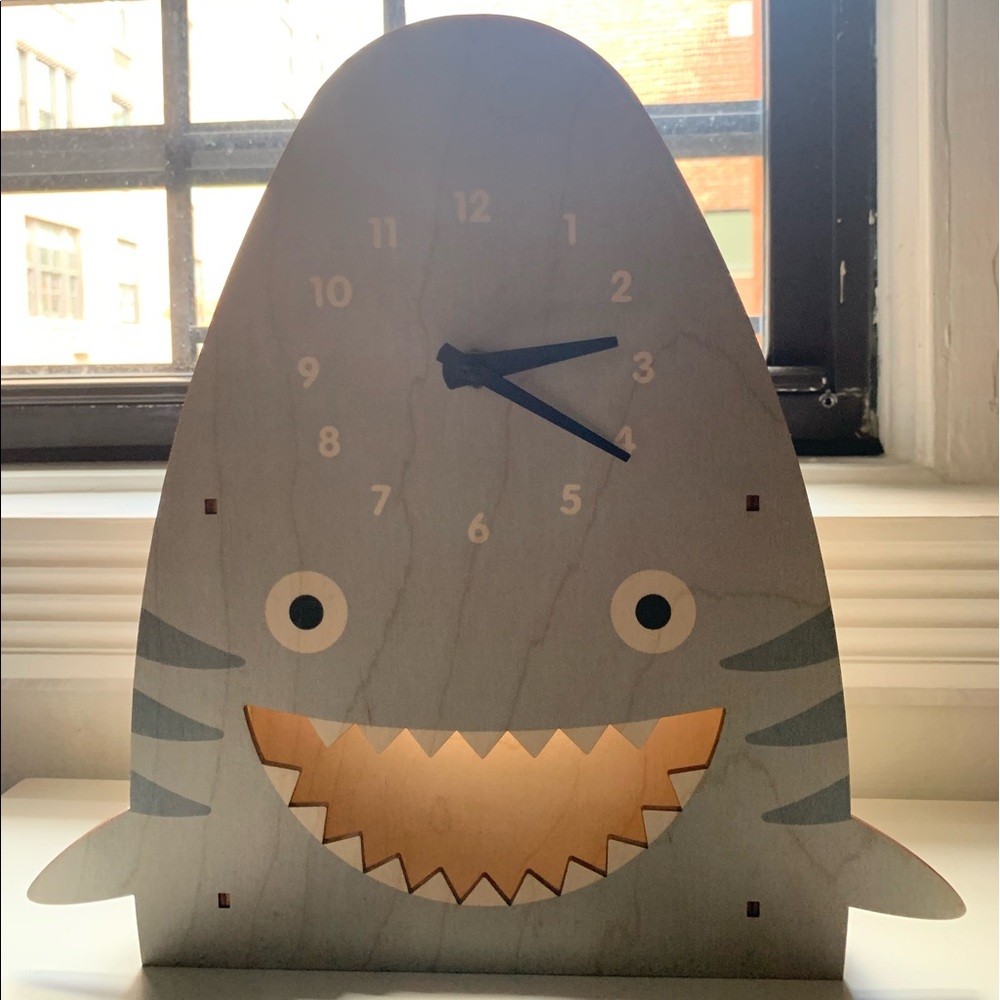 Modern Moose pendulum clock